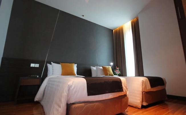 Фото отеля The vertical suite hotel