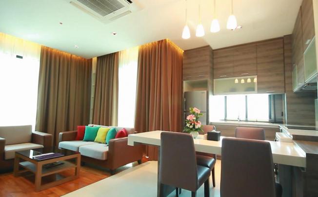 Фото отеля The vertical suite hotel