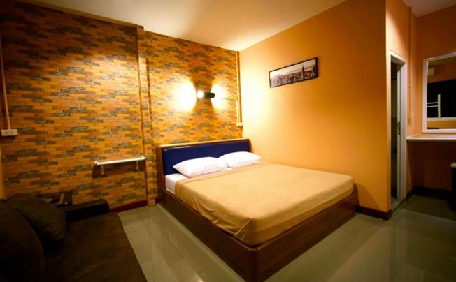 Фото отеля Urban Hostel Bangkok