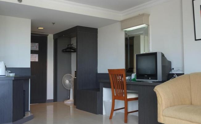 Фото отеля Ipavilion Phuket Hotel