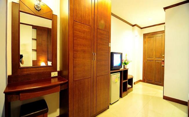 Фото отеля Arita Hotel Patong