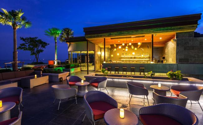 Фото отеля Bandara Phuket Beach Resort