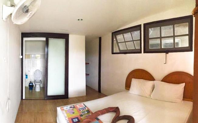 Фото отеля Phi Phi Cozy Seafront Resort