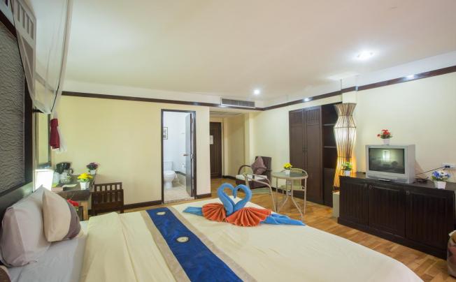 Фото отеля Nilly's Marina Inn