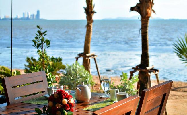 Фото отеля GOLDEN DRAGON BEACH RESORT