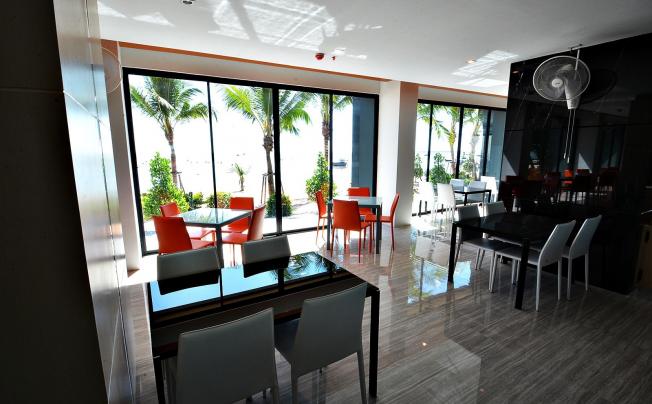 Фото отеля GOLDEN DRAGON BEACH RESORT