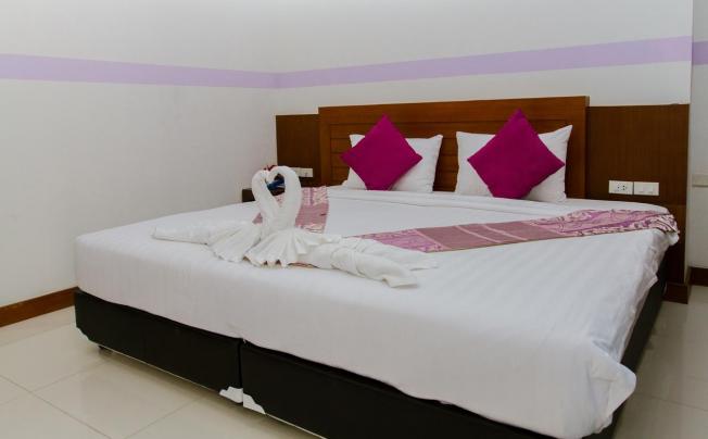 Фото отеля Chana Hotel phuket