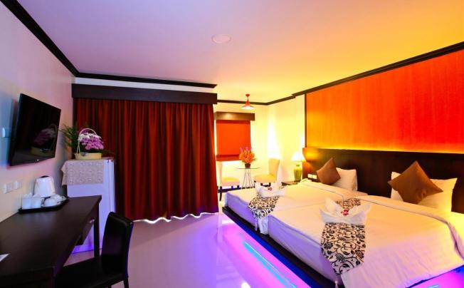 Фото отеля Orchid Garden Hotel