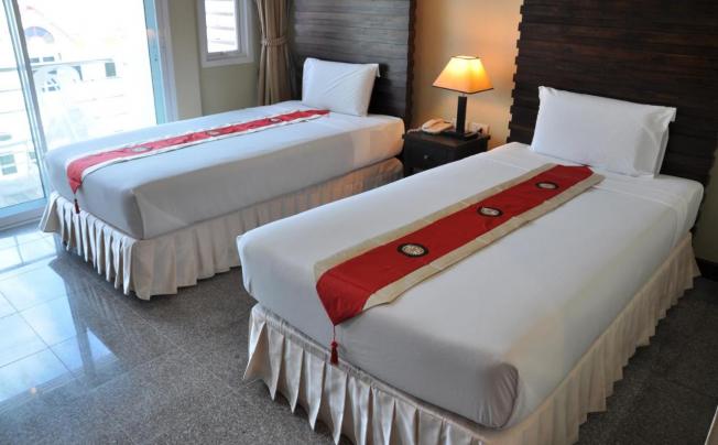 Фото отеля Karon Bay Inn