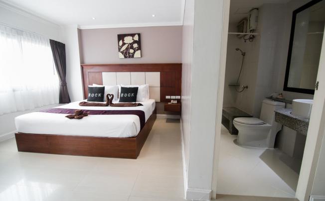 Фото отеля NATURAL BEACH BAAN-SILA HOTEL