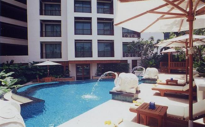 Фото отеля Gardengrove Suites