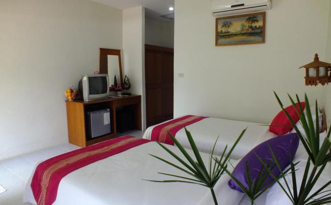 Фото отеля Dome Resort Phuket