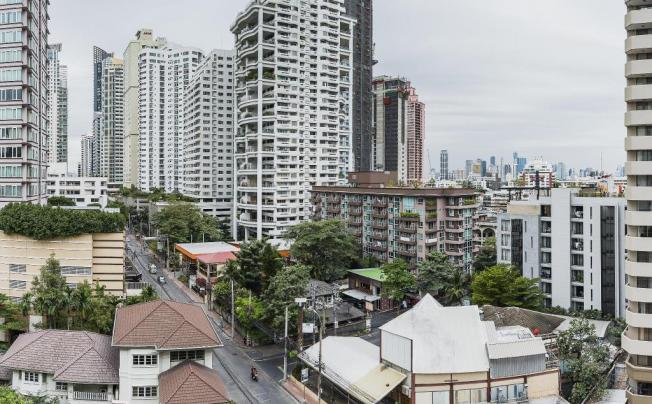 Фото отеля Hope Land Executive Serviced Apartment