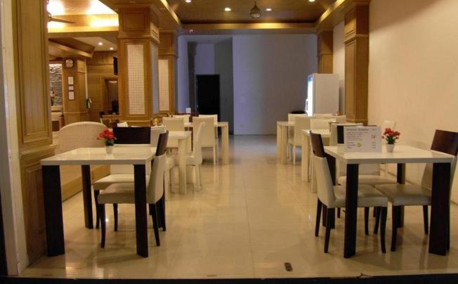 Фото отеля Patong Princess hotel