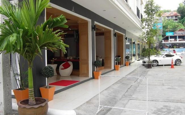 Фото отеля Patong Princess hotel