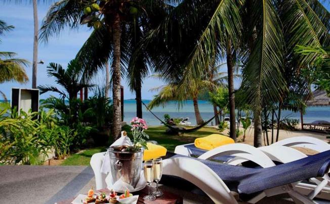 Фото отеля Centra By Centara Coconut Beach Resort Samui