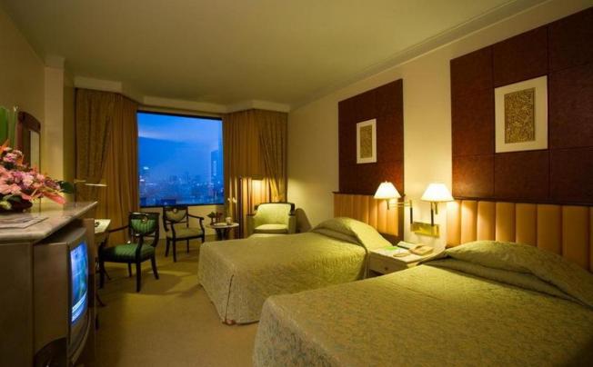 Фото отеля Chaophya Park Hotel