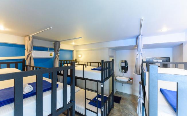 Фото отеля HIP HOSTEL