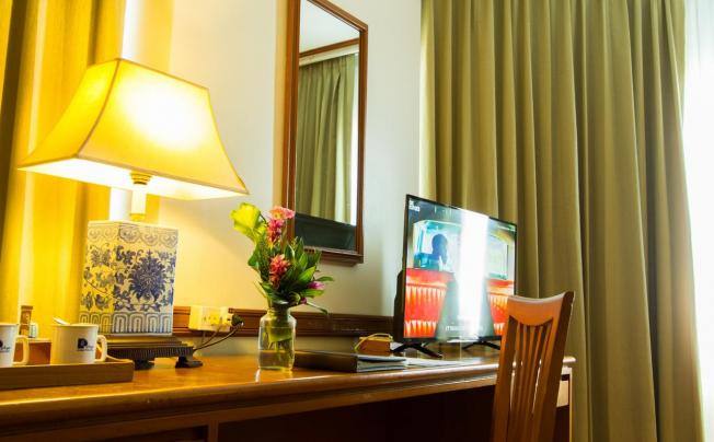 Фото отеля Royal Phuket City Hotel