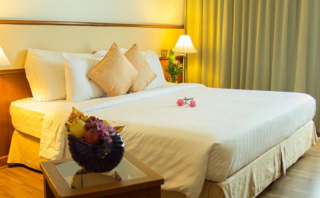 Фото отеля Royal Phuket City Hotel