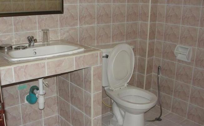Фото отеля Baan Kasemsuk Guesthouse