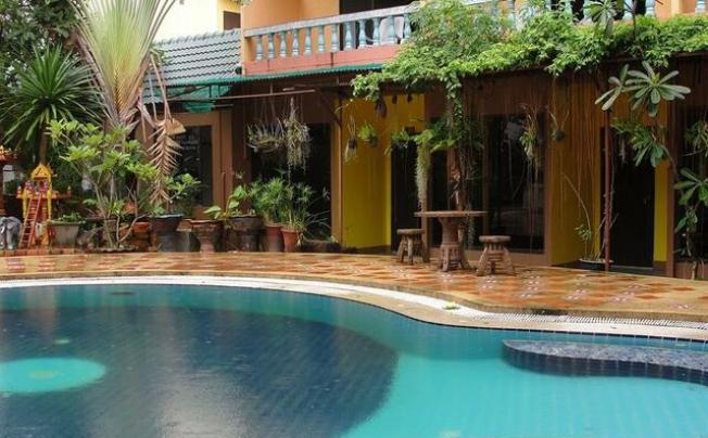 Фото отеля Baan Kasemsuk Guesthouse