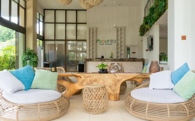 Фото отеля Recenta Suite Phuket Suanluang