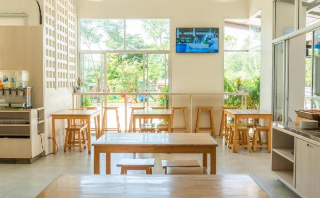 Фото отеля Recenta Suite Phuket Suanluang