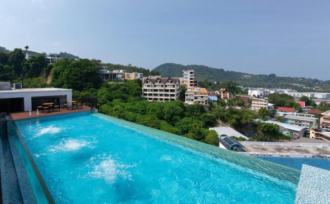 Фото отеля Triple L Hotel Patong Beach