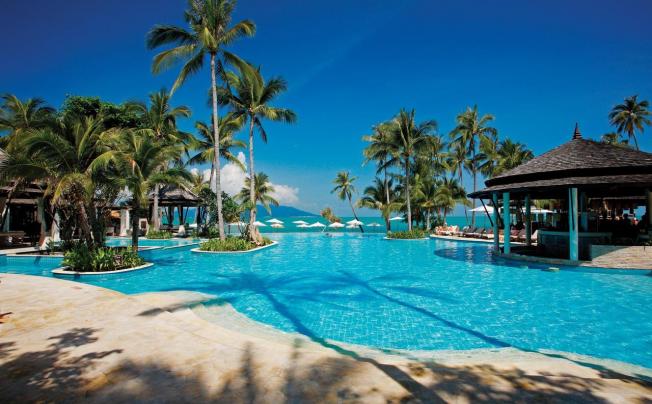 Фото отеля MELATI BEACH RESORT & SPA 