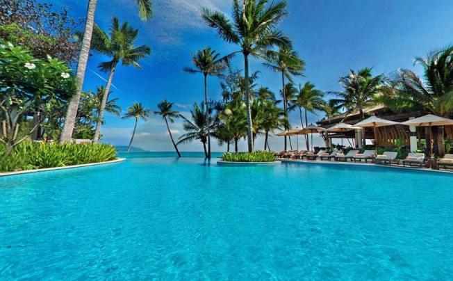 Фото отеля MELATI BEACH RESORT & SPA 