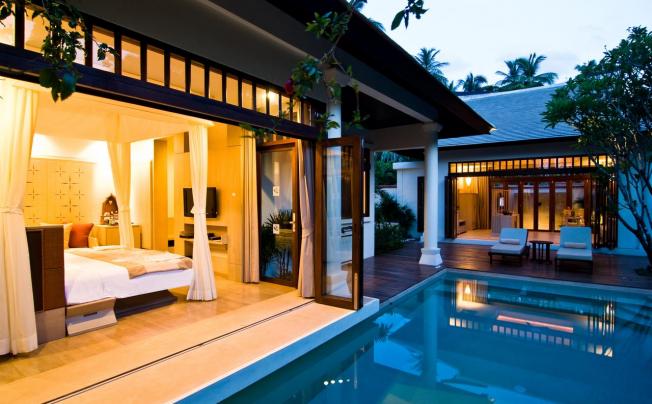 Фото отеля MELATI BEACH RESORT & SPA 