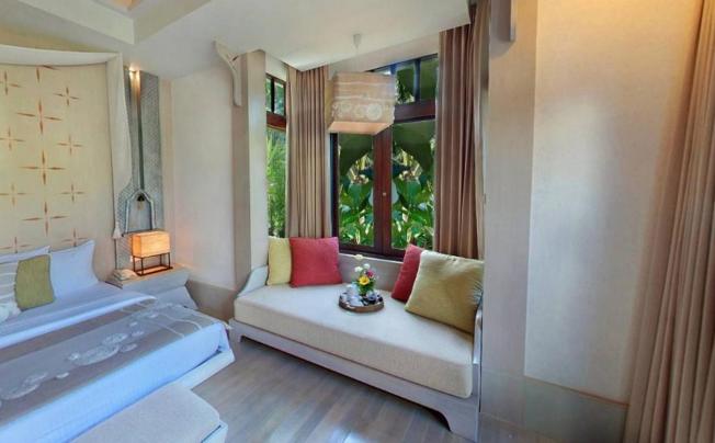 Фото отеля MELATI BEACH RESORT & SPA 