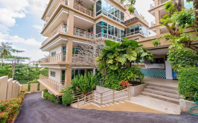 Фото отеля Karon View Apartments