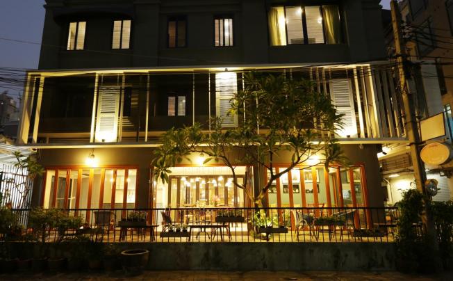 Фото отеля Nandha Hotel