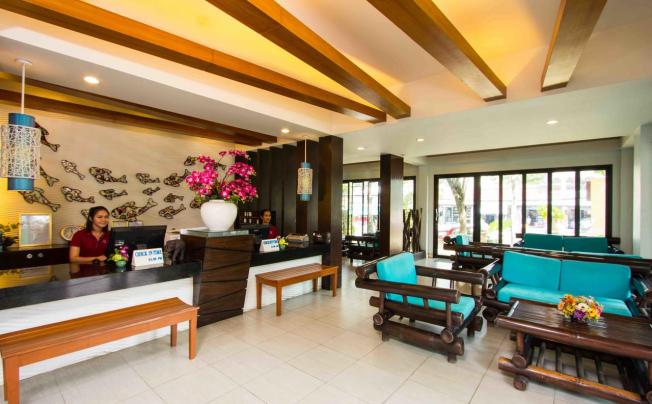 Фото отеля BAAN KARON RESORT 