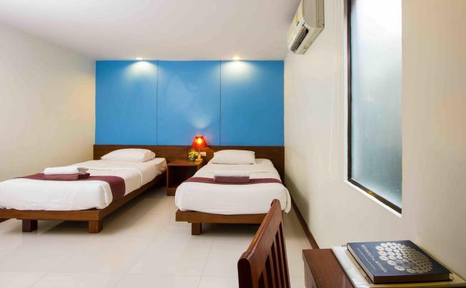 Фото отеля BAAN KARON RESORT 