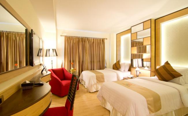 Фото отеля Grand Lord Boutique Hotel