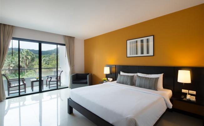 Фото отеля Simplitel Hotel Karon Phuket