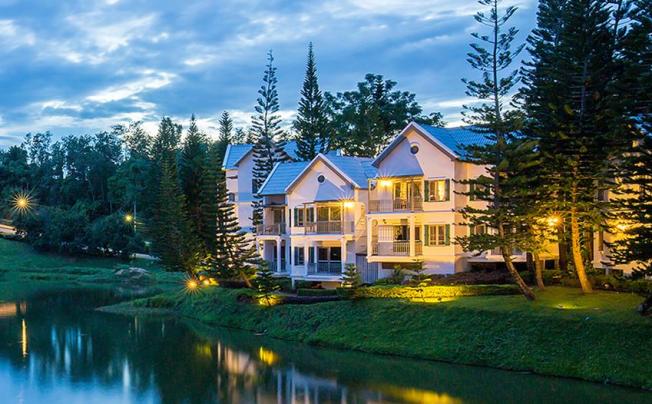 Фото отеля Brookside valley resort