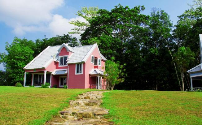 Фото отеля Brookside valley resort