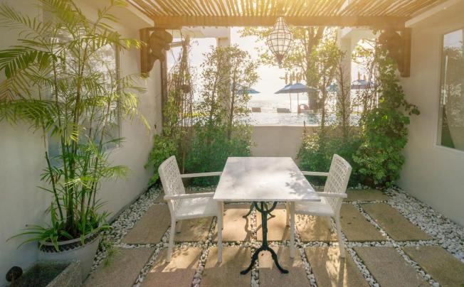 Фото отеля Ocean Breeze Resort Khaolak