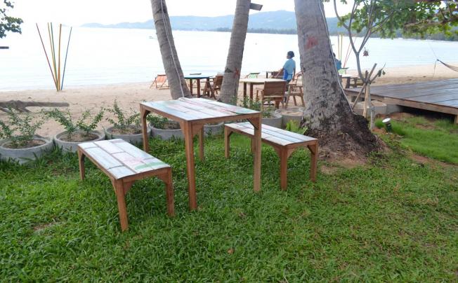Фото отеля Think & Retro Cafe Lipa Noi Samui