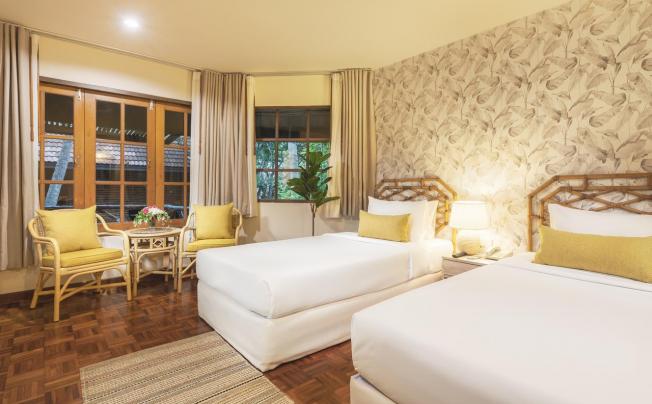 Фото отеля REGENT CHALET REGENT BEACH CHA-AM 