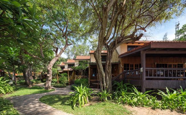 Фото отеля REGENT CHALET REGENT BEACH CHA-AM 