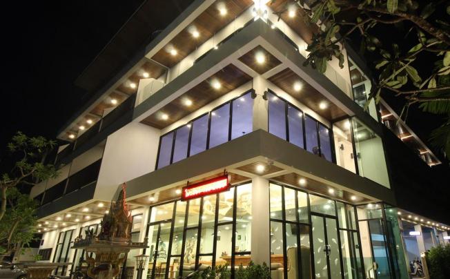 Фото отеля Gamers Paradise Hotel