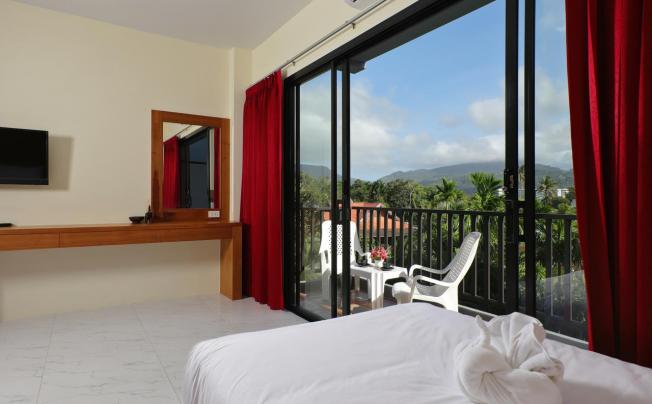 Фото отеля Gamers Paradise Hotel