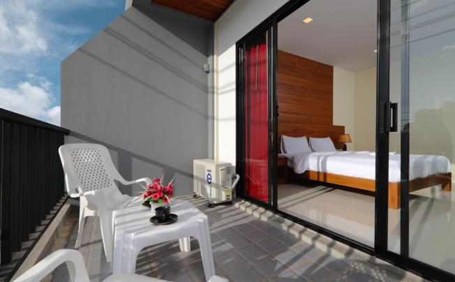 Фото отеля Gamers Paradise Hotel
