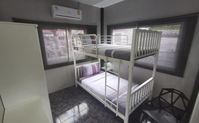 Фото отеля Karon Studio Service Apartment