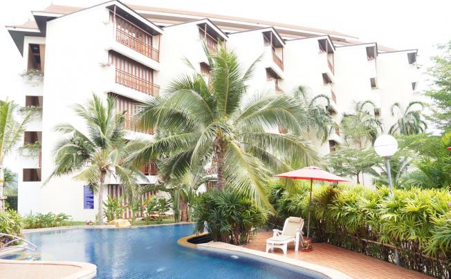 Фото отеля THE ROYAL TROPICAL BEACH CONDOMINIUM